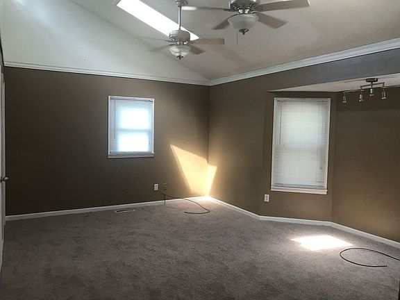 5th image of 7801 Edna M Dr