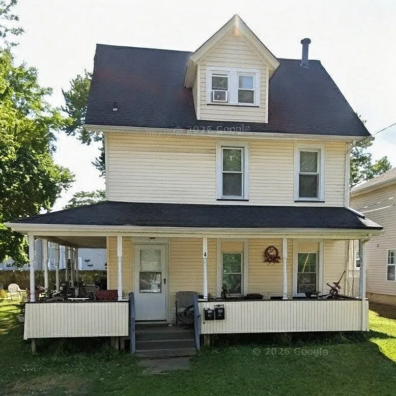 4 Van Dorn St — Photo 1