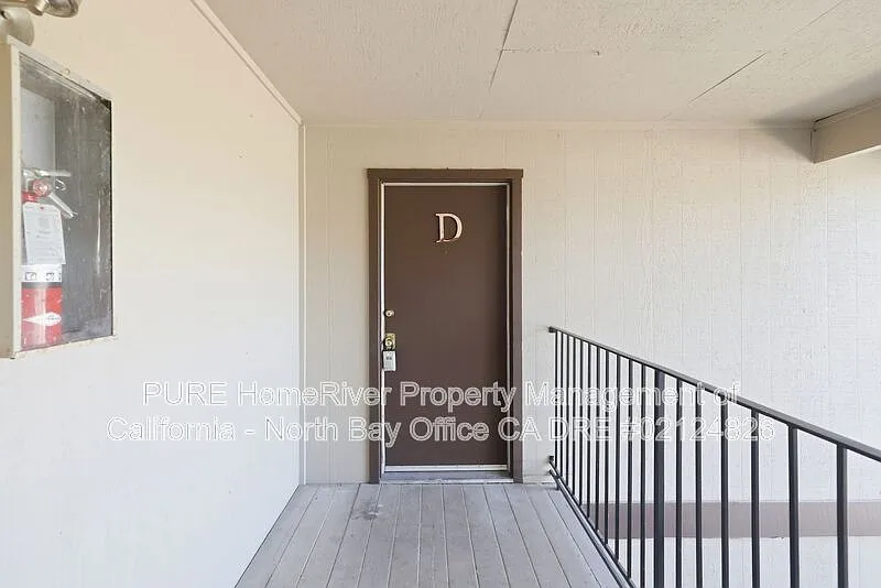 2 bed, 1.0 bath, $2,300 — Photo 3