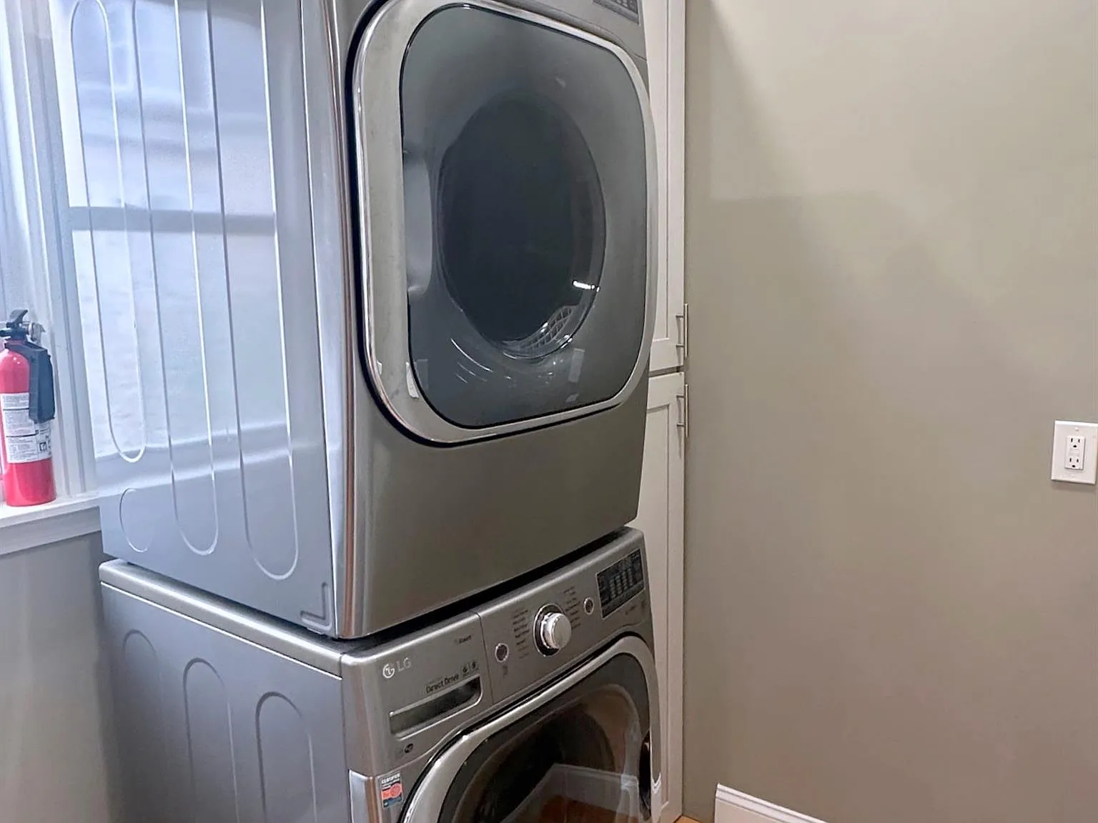 3 bed, 9999 sqft, $3,600 — Photo 4
