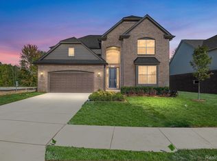 4874 Adler Ct, Troy, MI 48085