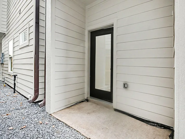123 Milby St — Photo 34
