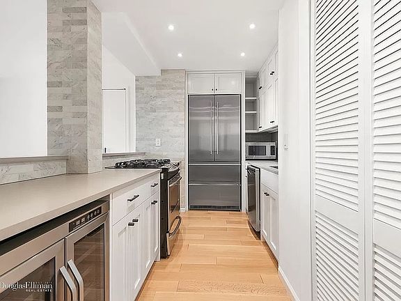 2nd image of 199 Bowery APT 7D