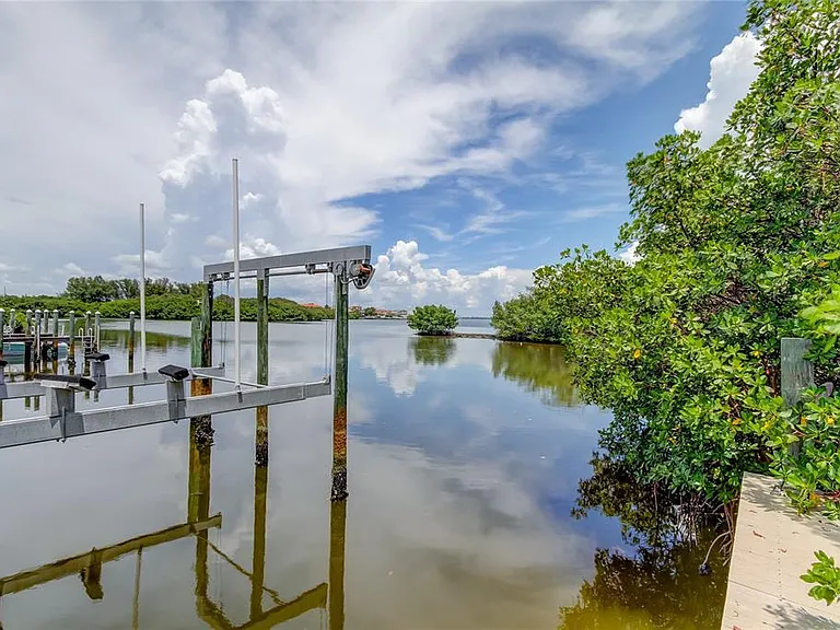 1575 Pinellas Bayway Way S #1575 — Photo 78