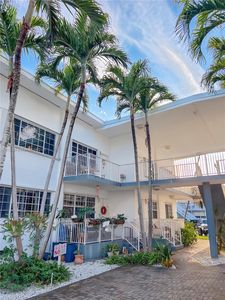 9725 Bay Harbor Ter APT 2, Bay Harbor Islands, FL, 33154