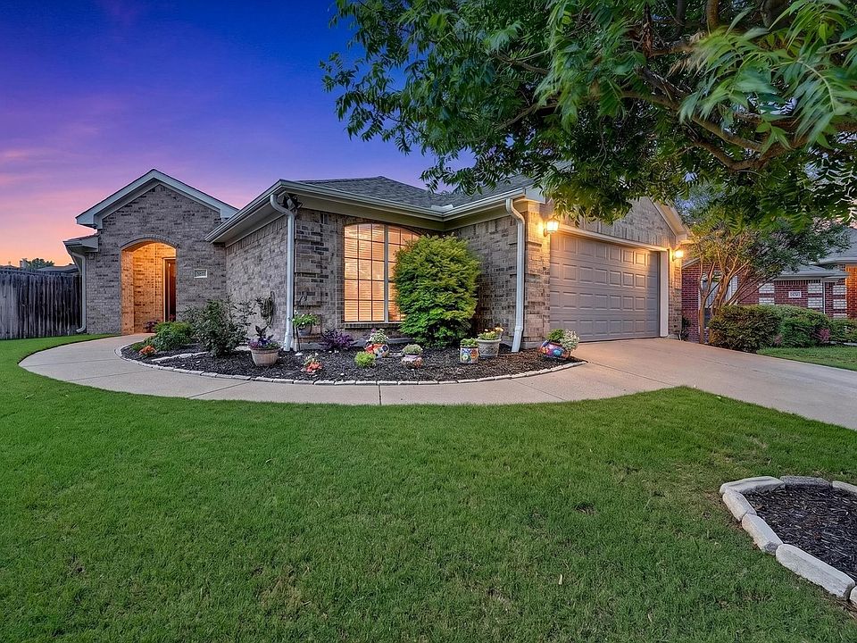 1st image of 5821 Imes Ln