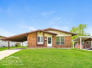 3685 Woodman Dr, Florissant, MO