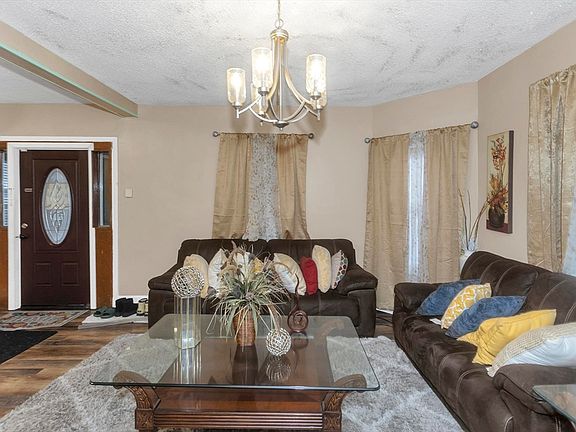 4th image of 25 Dresden St