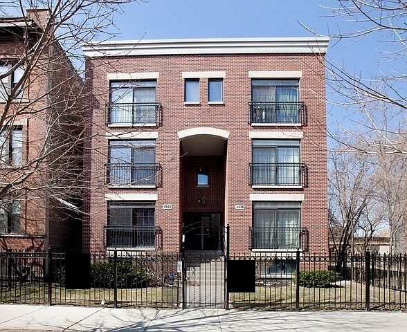 1st image of 4538 S Calumet Ave #E