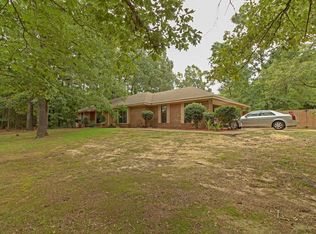 37 Whispering Trees, Columbus, MS 39702