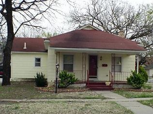 925 N Briarwood Rd, Derby, KS 67037