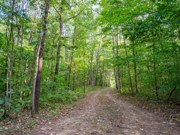 Lavelle Rd, Athens, OH 45701