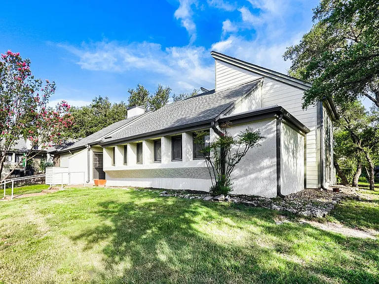 11 Casa Verde — Photo 31