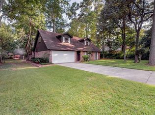 226 Castlewood Dr, Spring, TX 77386