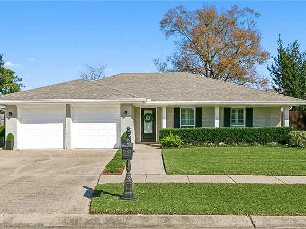 8109 Ferrara Dr, Harahan, LA 70123