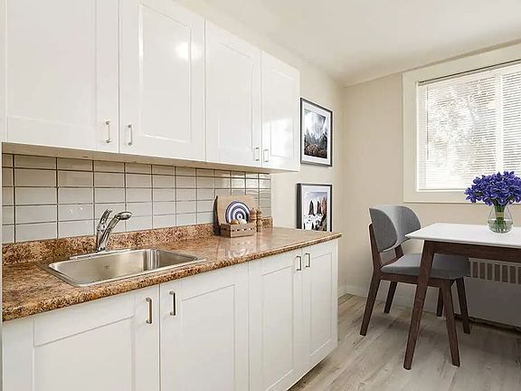 5th image of 11255 117th St NW #11