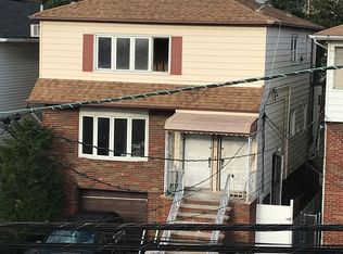 20 Colonial Dr, Bayonne, NJ 07002