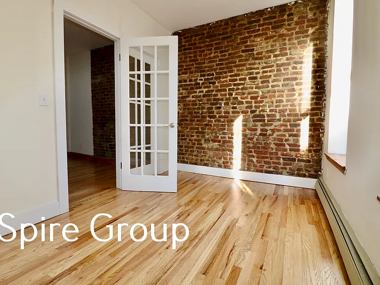 814 10th Ave #4C — Photo 7