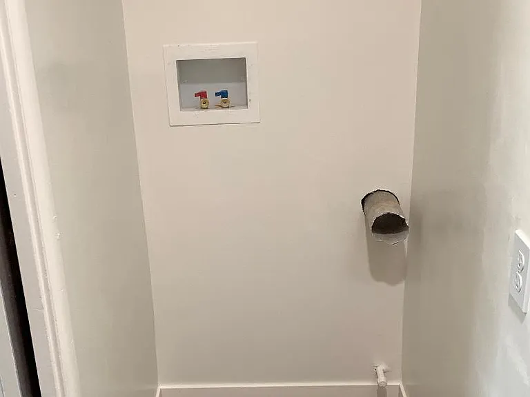 LAUNDRY HOOK UPS