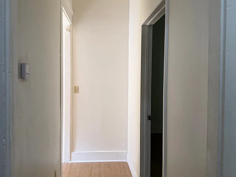 2429 Griffiths Ave — Photo 25