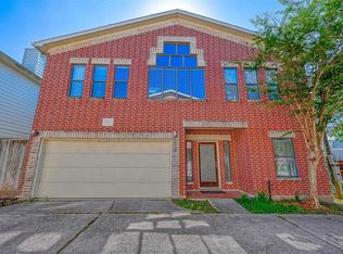 5723 Larkin St, Houston, TX 77007