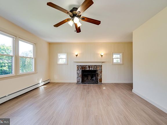 4th image of 46 Antietam Rd