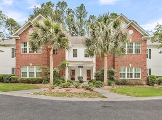 204 Golfview Ln, Summerville, SC 29485