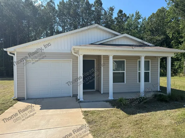 1220 Hope Farm Dr, Tarboro, NC 27886