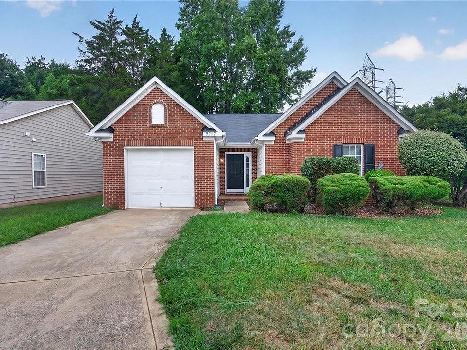 1st image of 9207 Amy Dr