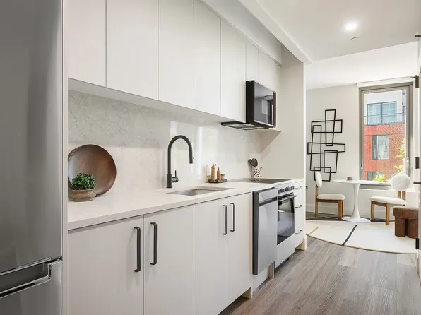 65 Dupont St, Brooklyn, NY