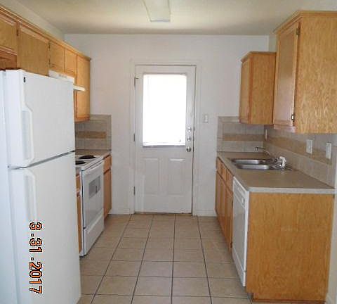 4th image of 1300 Cinch APT B