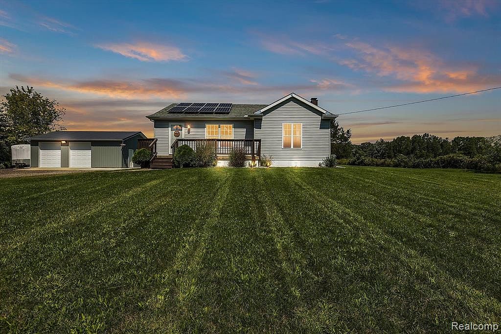 1926 W Cohoctah Rd, Howell, MI 48855 Zillow