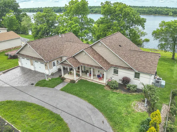 1255 Stiles Lndg, Paducah, KY 42003