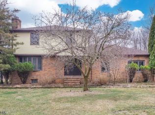 50 Waughaw Rd, Towaco, NJ 07082