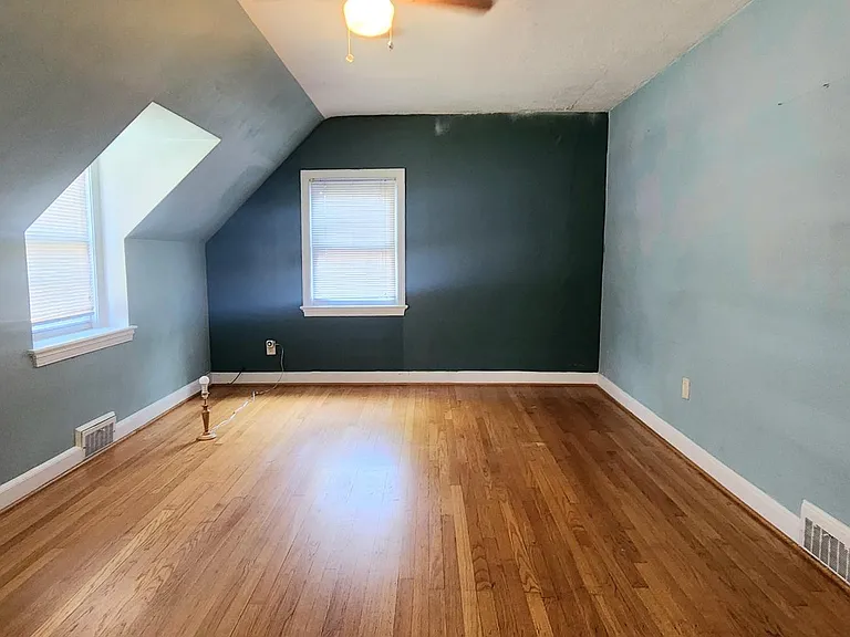 8016 Old Georgetown Rd — Photo 24