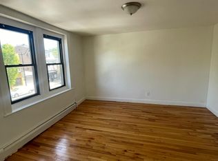 1063 Bergen St #1, Newark, NJ 07112