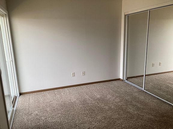 5th image of 809 Covey Ln