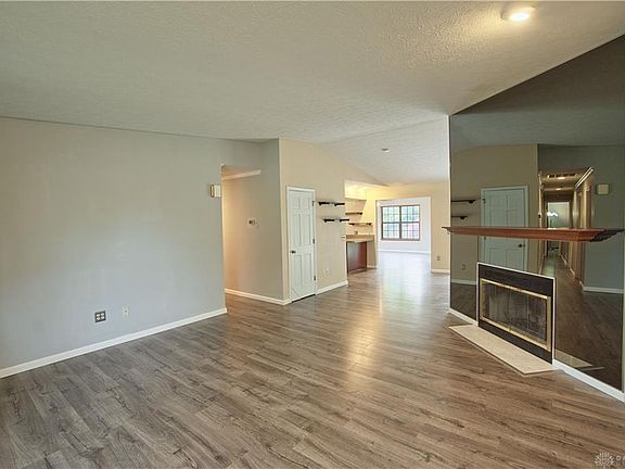 5th image of 7640 Essington Cir