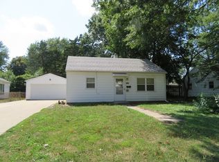 1405 Sunset Dr, Champaign, IL 61820