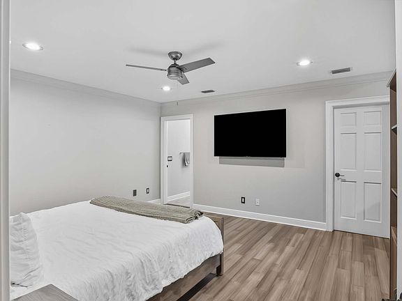 2nd image of 9840 Covent Garden Dr