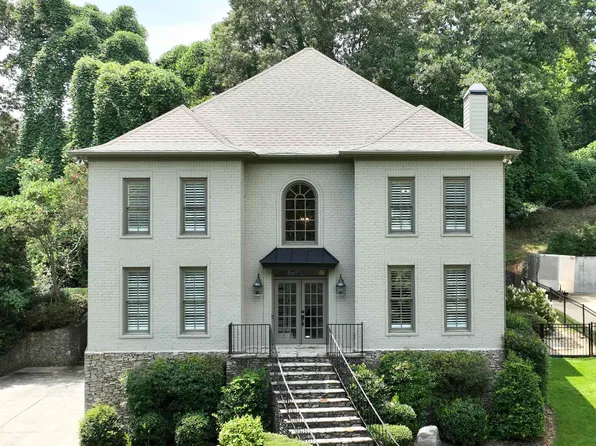 2236 Sterlingwood Dr, Birmingham, AL 35243