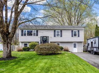 5 Dussault Drive, Latham, NY 12110