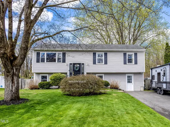 5 Dussault Drive, Latham, NY 12110