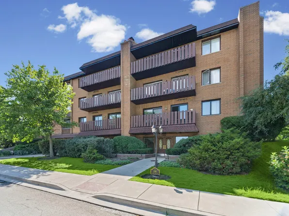 1795 Lake Cook Rd APT 110, Highland Park, IL 60035