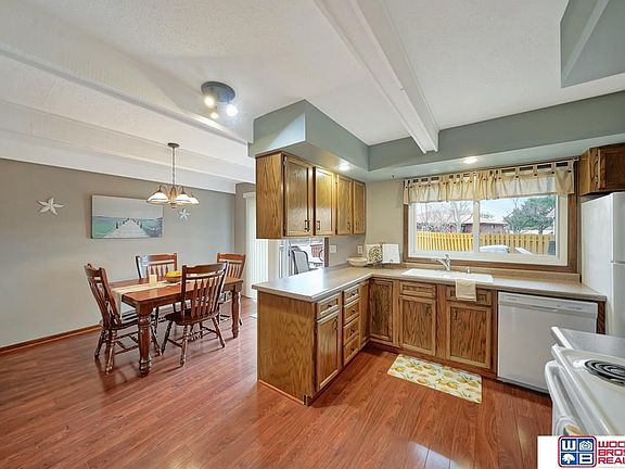 3rd image of 5210 Danbury Ct
