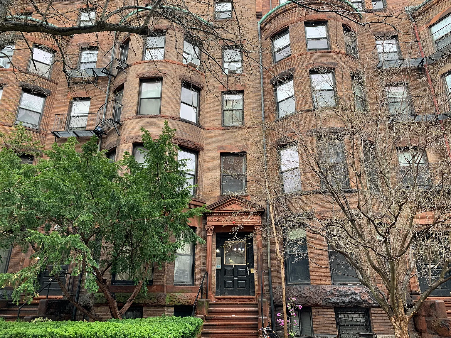 2 bed, $3,950 — Photo 2