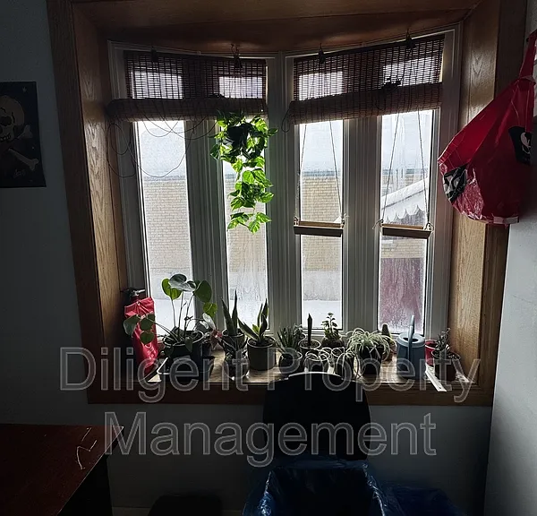 180 Dumble Ave — Photo 22