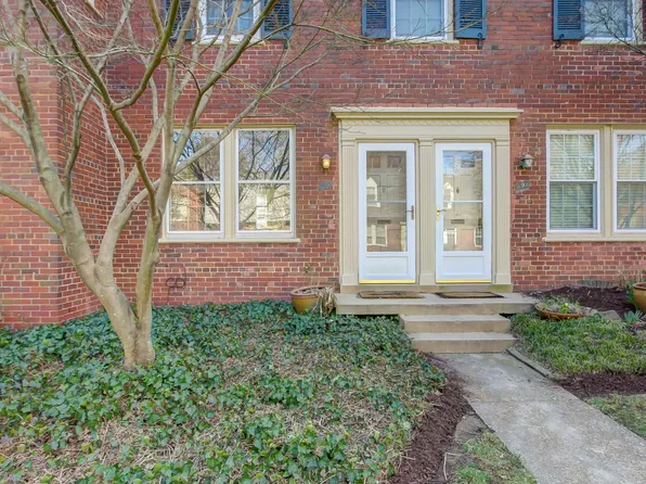 1100 S Barton St Unit 293, Arlington, VA 22204