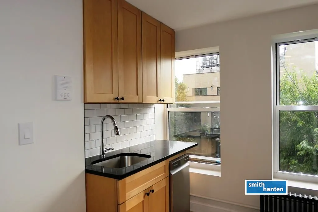306 Atlantic Avenue — Photo 3