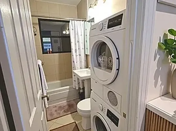 212 East 29th Street 2A image 3 of 6